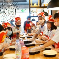 Outdoor Study ke Pizza Hut Sudirman | Kelas 3